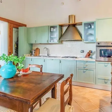 Uliveta By Nicola Real Estate